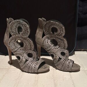 Gianni Bini Gray Swirl Studded Heels
